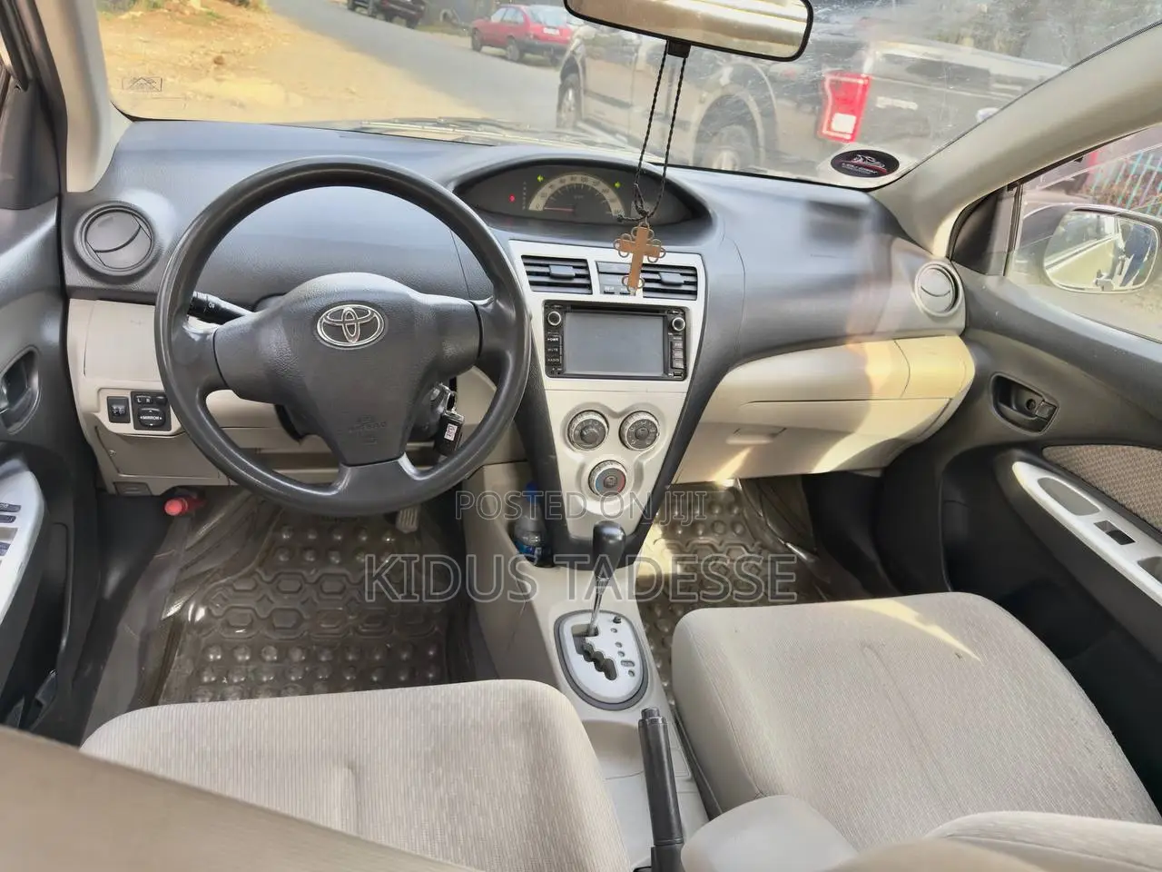 Toyota Yaris 2008 Gold