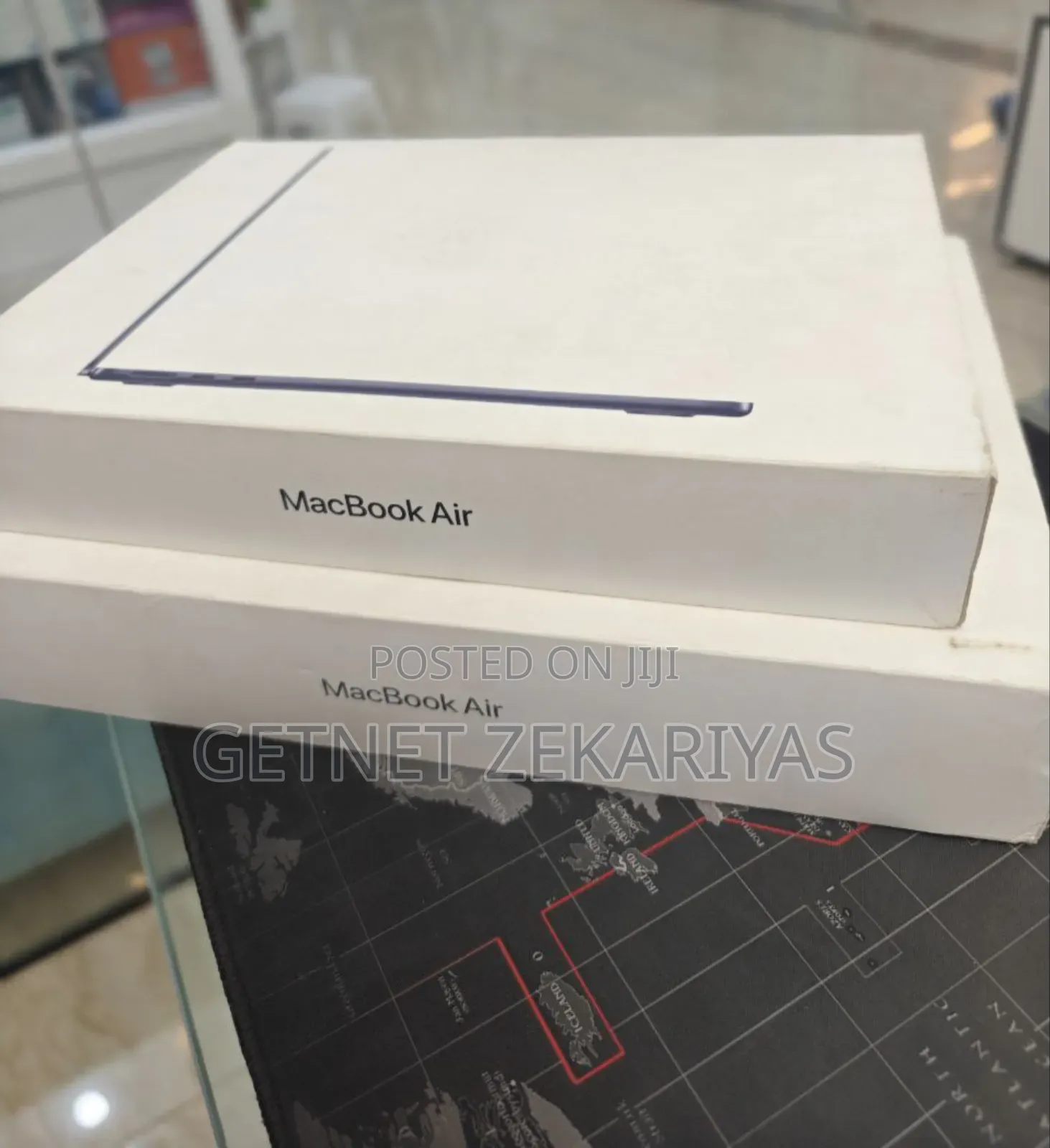 New Laptop Apple MacBook Air 2025 M4 13-Inch 16GB SSD 256GB