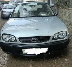 Toyota Corolla 2000 Silver