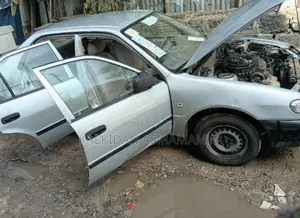 Toyota Corolla 2000 Silver