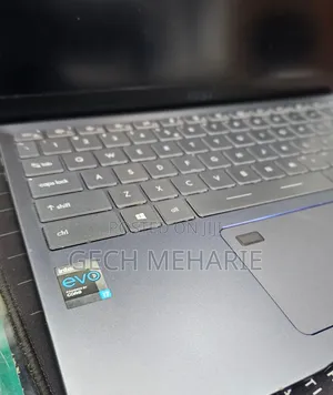 New Laptop MSI Cyborg 14 32GB Intel Core I7 SSD 512GB