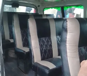 Toyota HiAce 2003 White