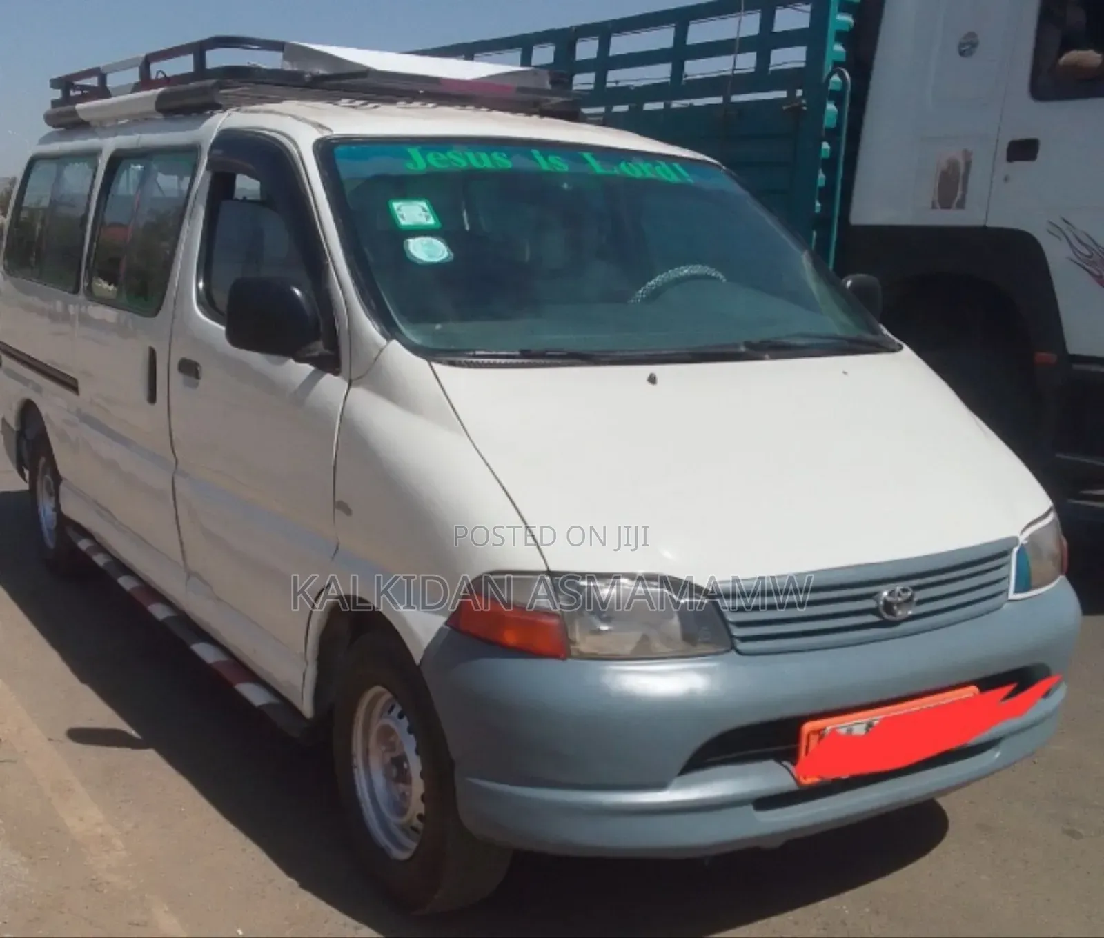 Toyota HiAce 2003 White