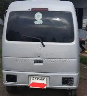 Suzuki Every Wagon 2012 Silver