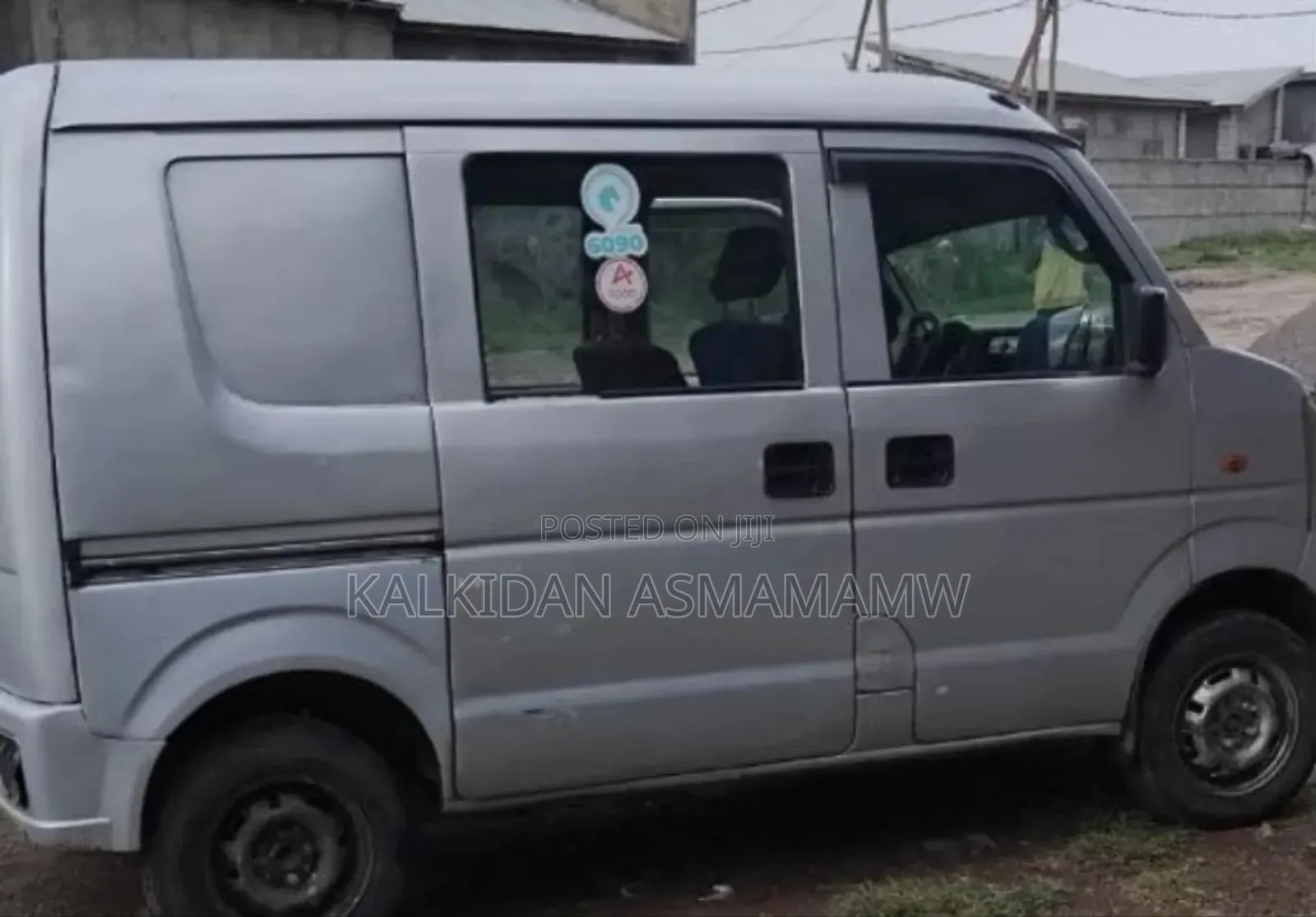Suzuki Every Wagon 2012 Silver