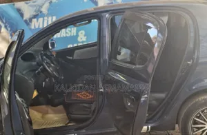 Toyota Vitz 2003 Blue