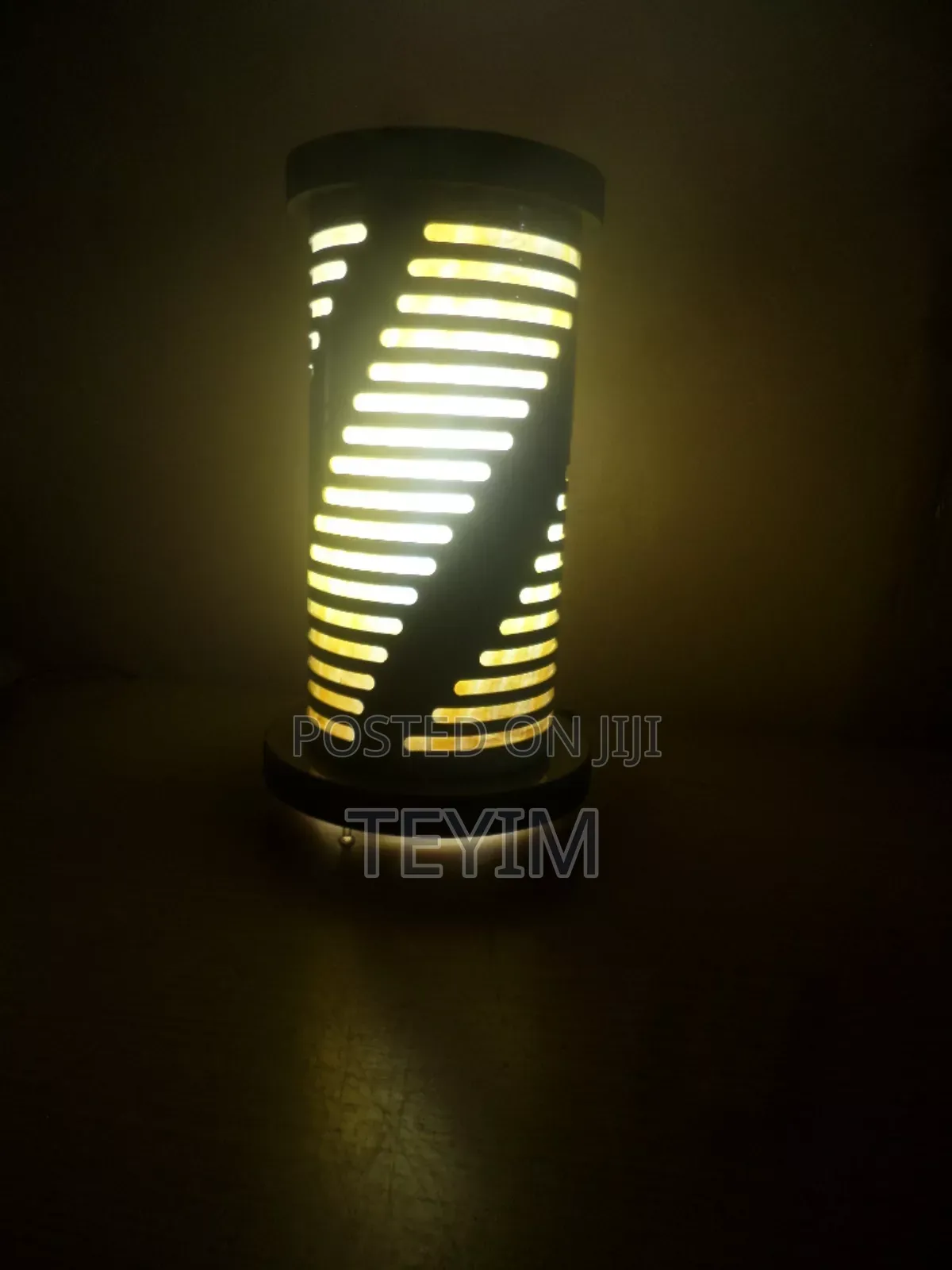 የጠረጴዛ መብራት Table Lamp (Custom )