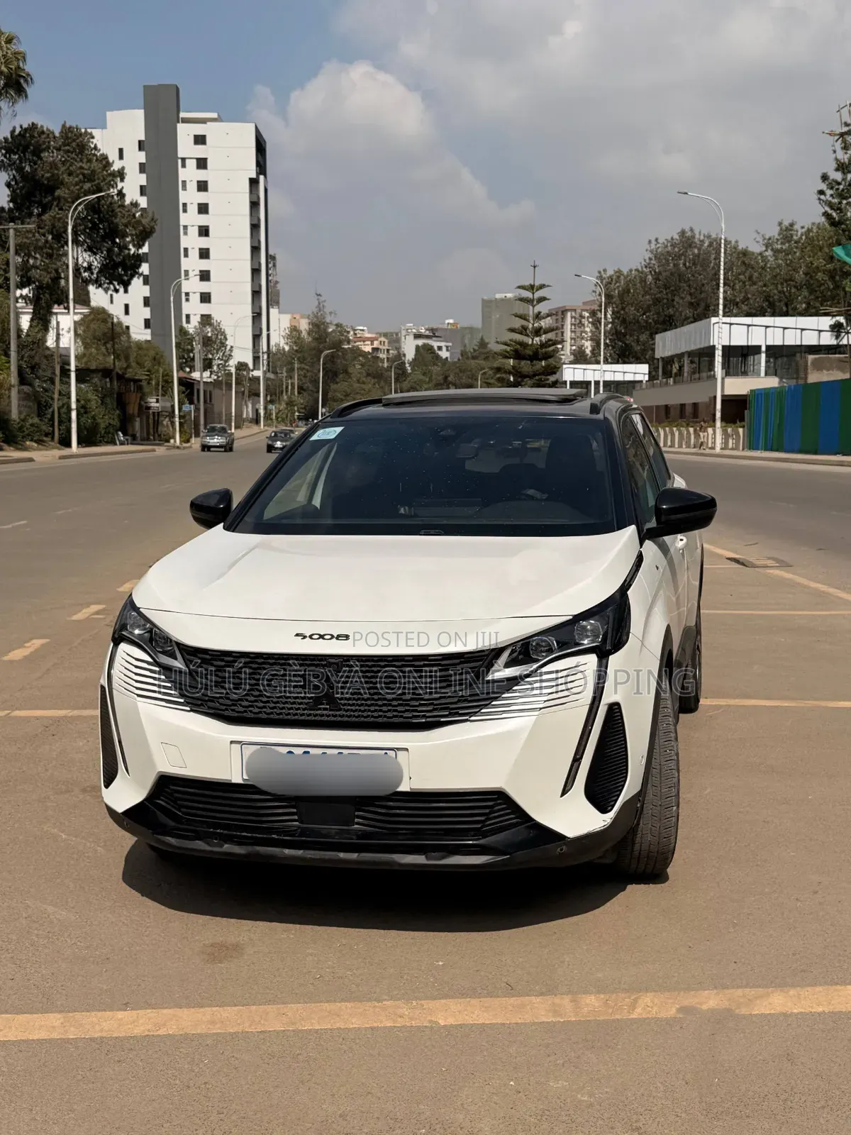 Peugeot 5008 2022 White