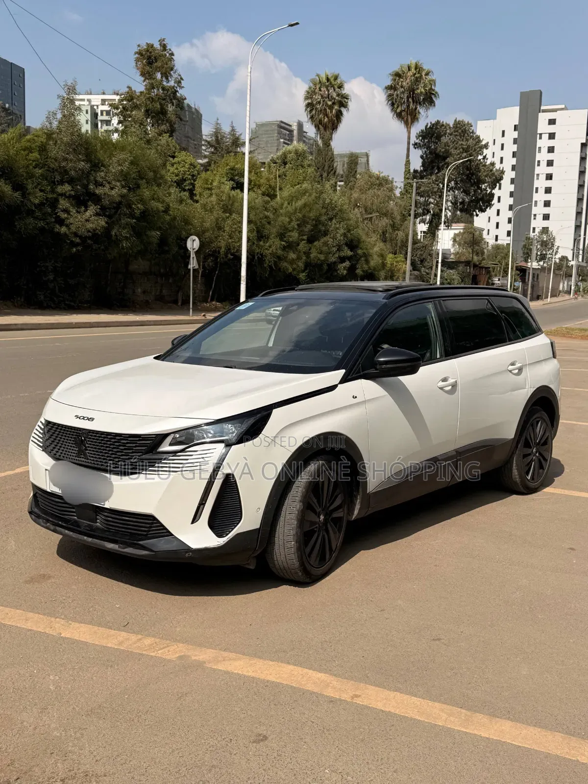 Peugeot 5008 2022 White