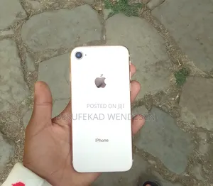 New Apple iPhone 8 64 GB Pink