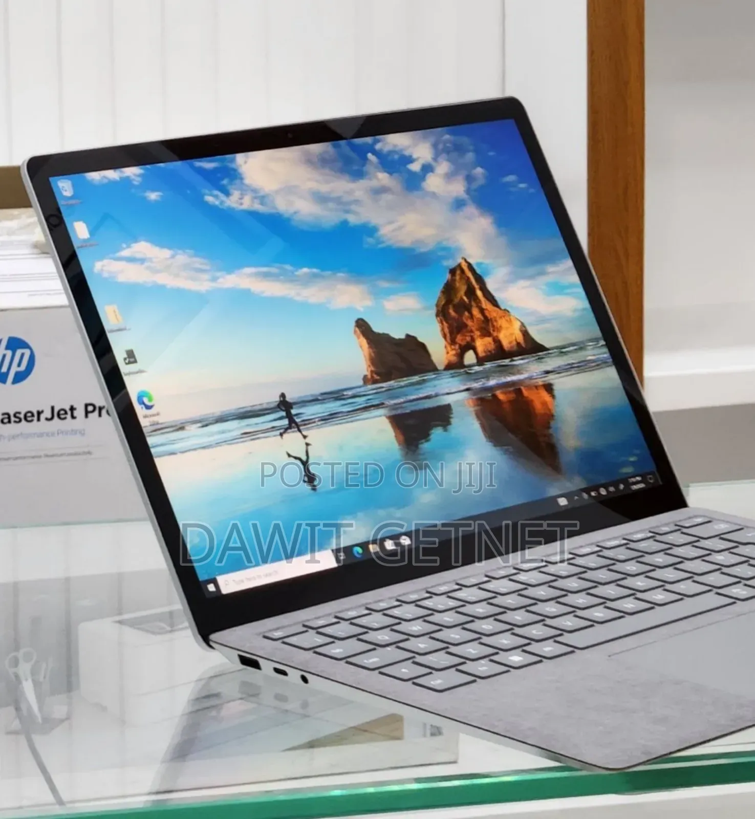 New Laptop Microsoft Surface 16GB Intel Core I7 SSD 256GB