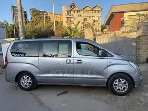 Hyundai Starex 2014 Silver