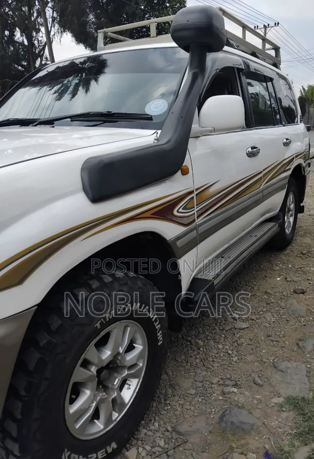 Toyota Land Cruiser 2003 White
