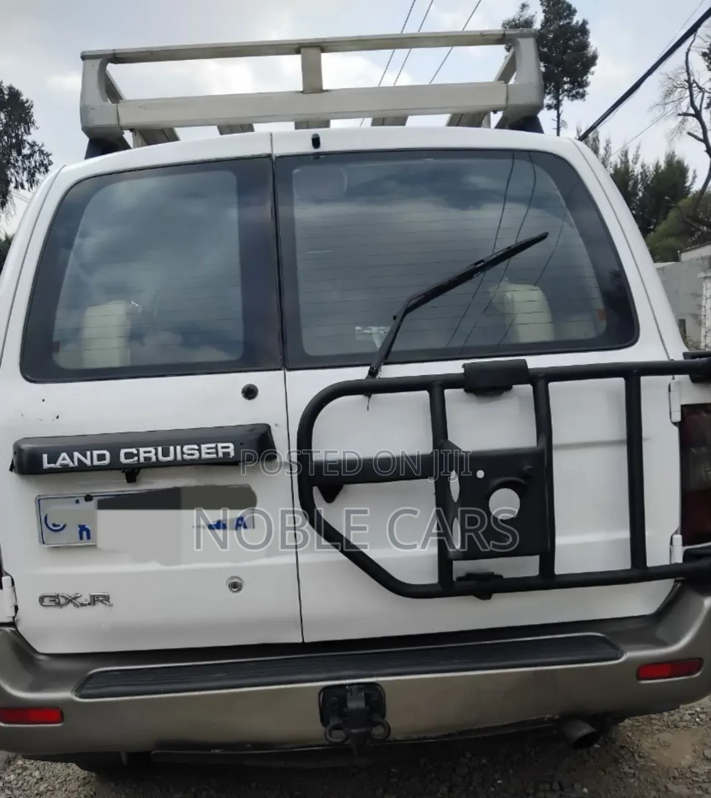 Toyota Land Cruiser 2003 White