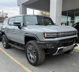 New GMC HUMMER EV SUV 2025 Gray