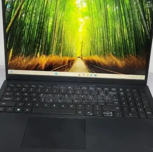 New Laptop Dell Inspiron 15 8GB Intel Core i5 SSD 256GB