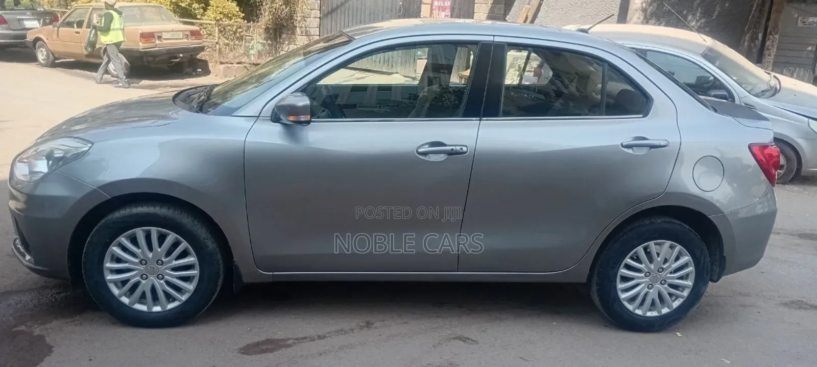 Suzuki Dzire 2022 Silver