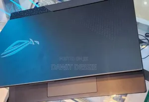 New Laptop Asus 16GB AMD Ryzen 7 SSD 512GB