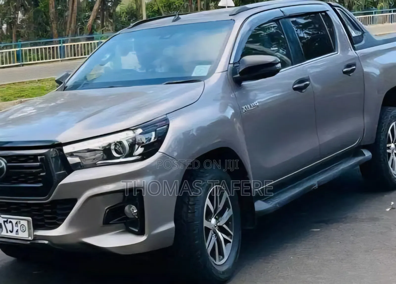 Toyota Hilux 2020 Silver