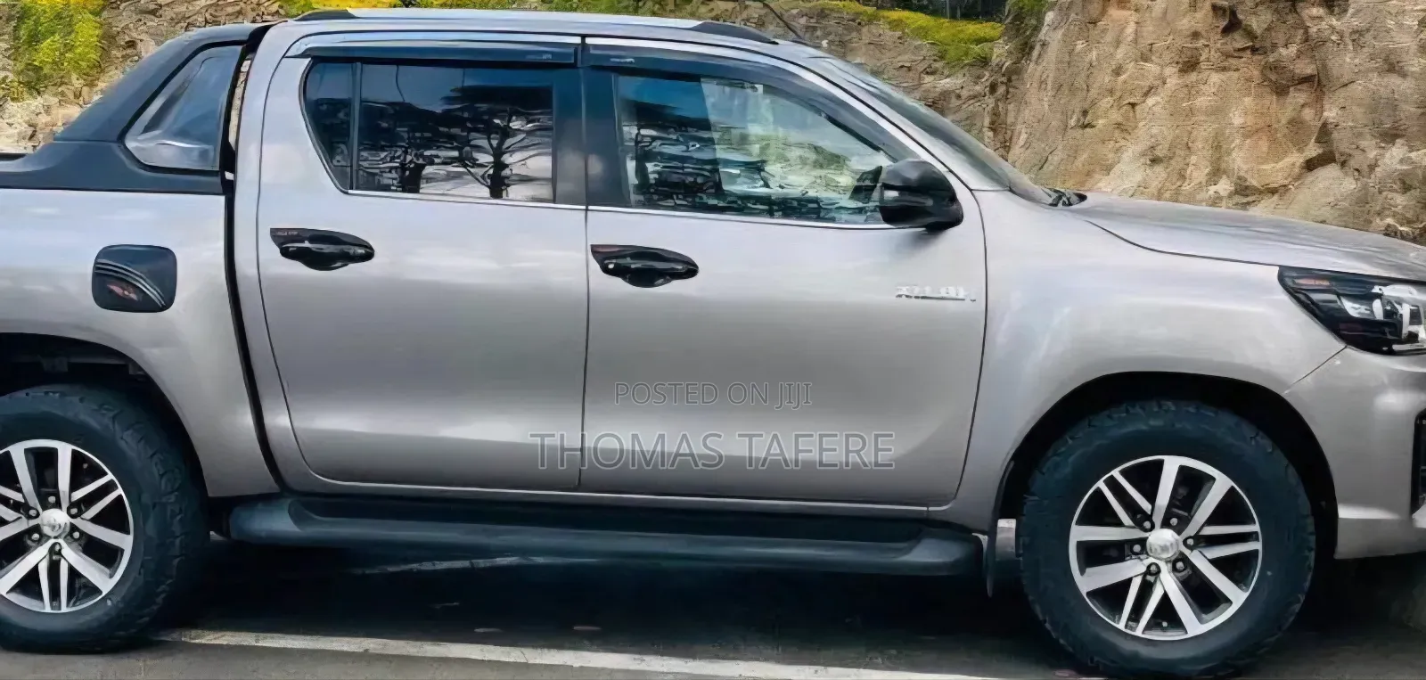 Toyota Hilux 2020 Silver