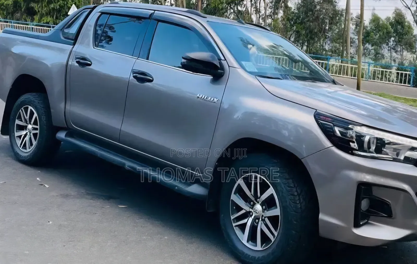 Toyota Hilux 2020 Silver
