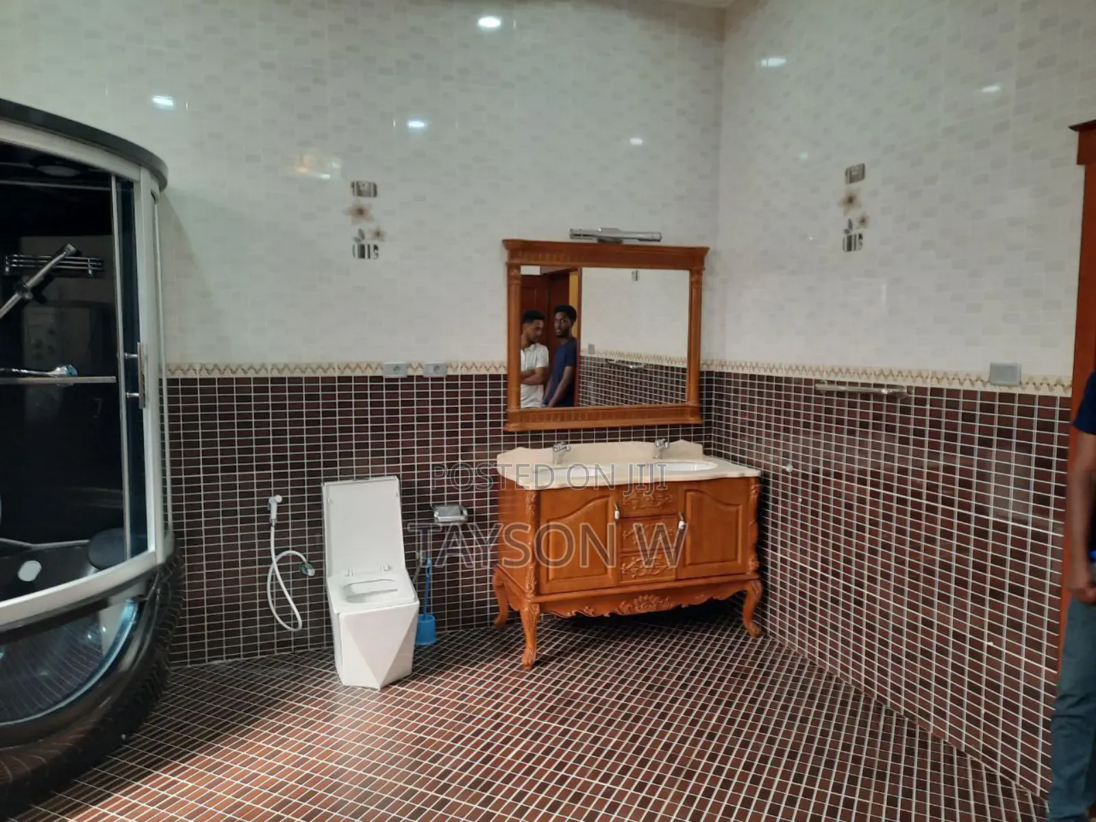 6bdrm House in Addis Abeba, Bole for sale