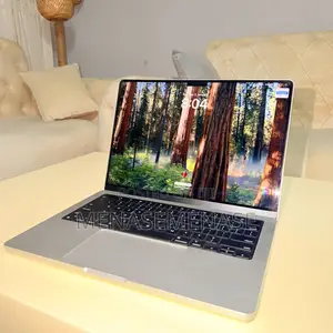 New Laptop Apple MacBook Pro 2023 M3 14-Inch 8GB Apple M3 Pro SSD 512GB
