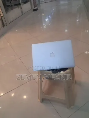 New Laptop Apple MacBook Air 2012 4GB Intel Core I5 SSD 128GB