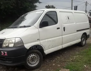 Toyota HiAce 2008 White