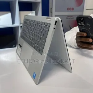 New Laptop HP OmniBook 5 Flip 14-fp0023dx 16GB Intel Core 7 SSD 512GB