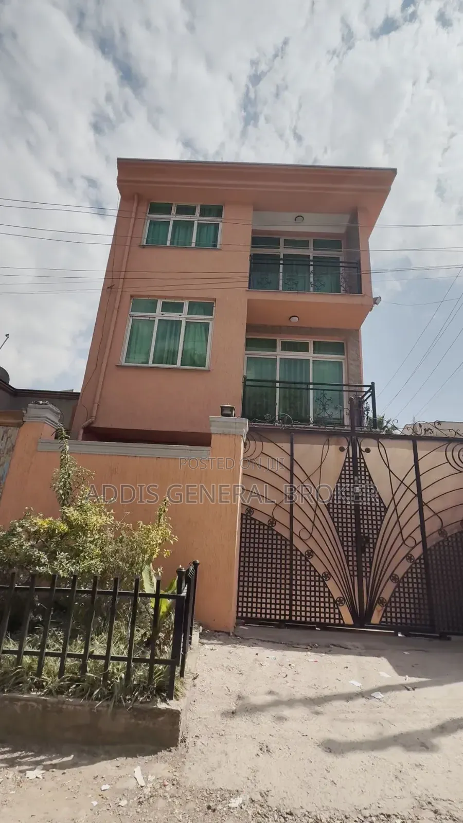 6bdrm House in Lebu, Nifas Silk-Lafto for sale