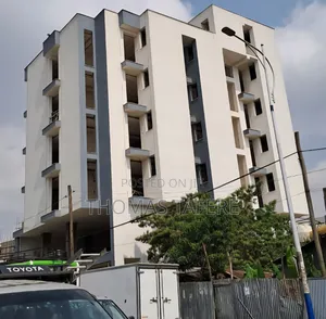 20bdrm Apartment in Bole for sale