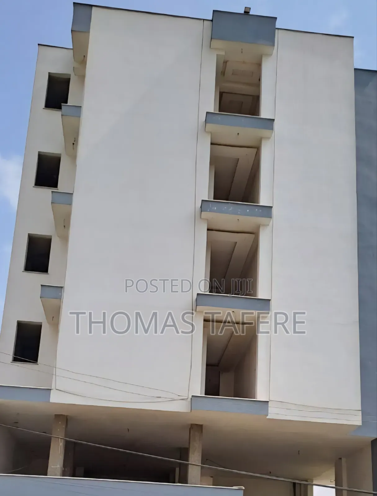 20bdrm Apartment in Bole for sale