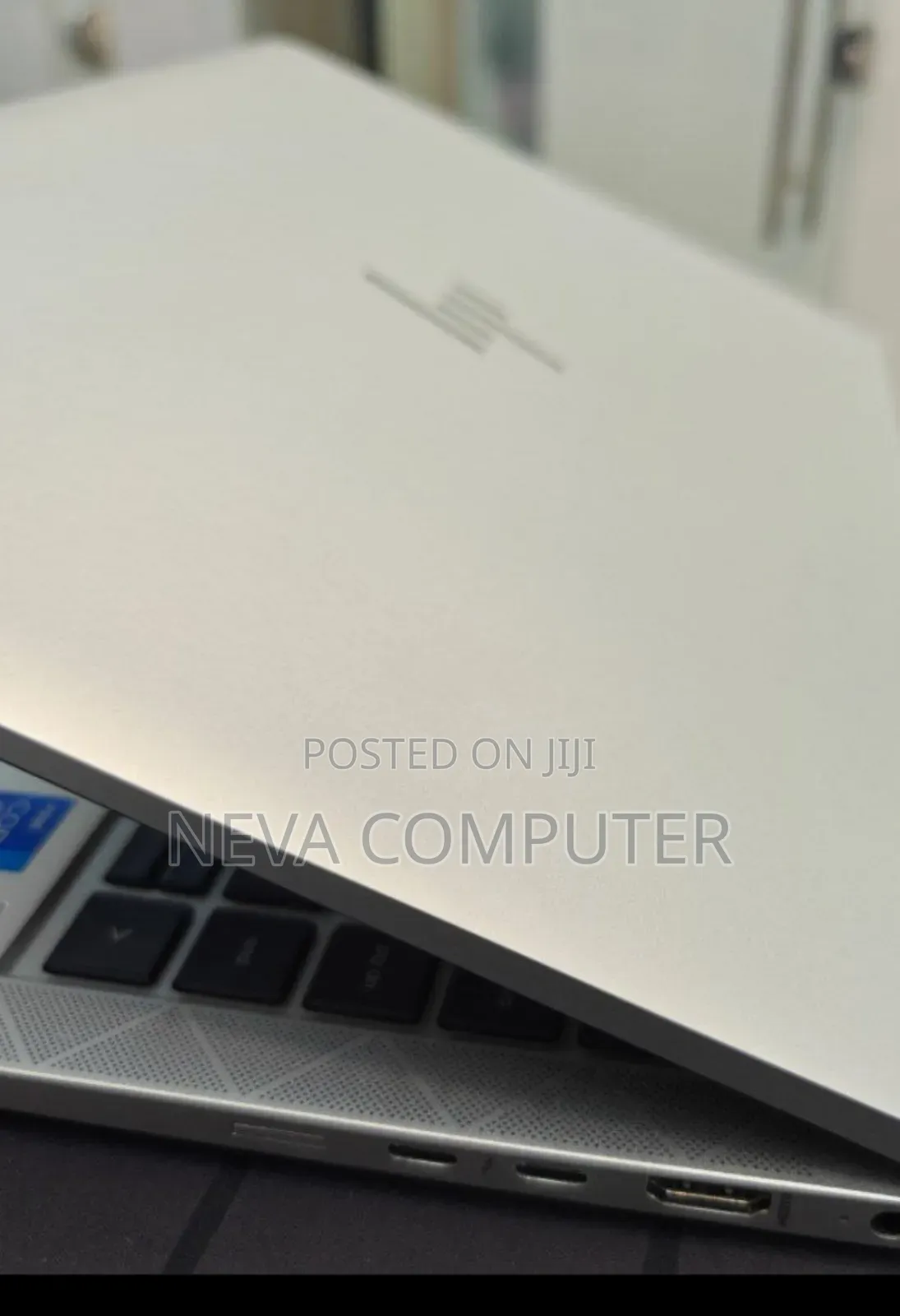 New Laptop HP EliteBook 1040 G8 16GB Intel Core I5 SSD 512GB