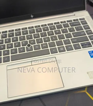 New Laptop HP EliteBook 1040 G8 16GB Intel Core I5 SSD 512GB