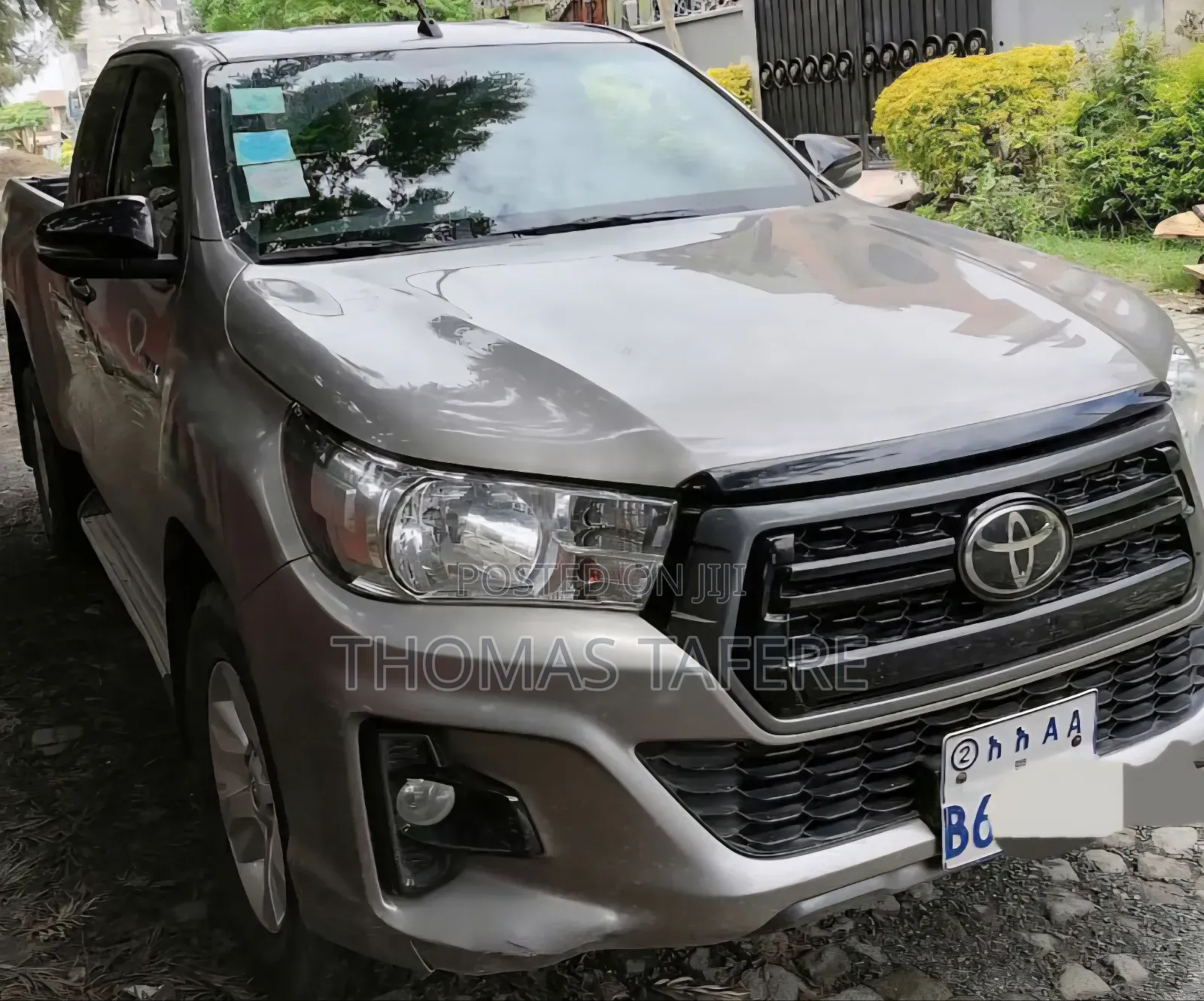 Toyota Hilux 2020 Gold