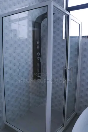 Furnished 10bdrm House in Bole for sale