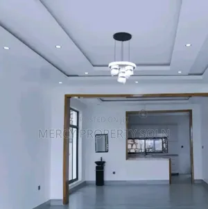 Furnished 10bdrm House in Bole for sale