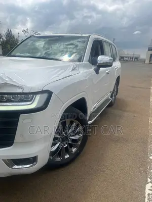 Toyota Land Cruiser 3.3 Diesel 4WD 2022 White