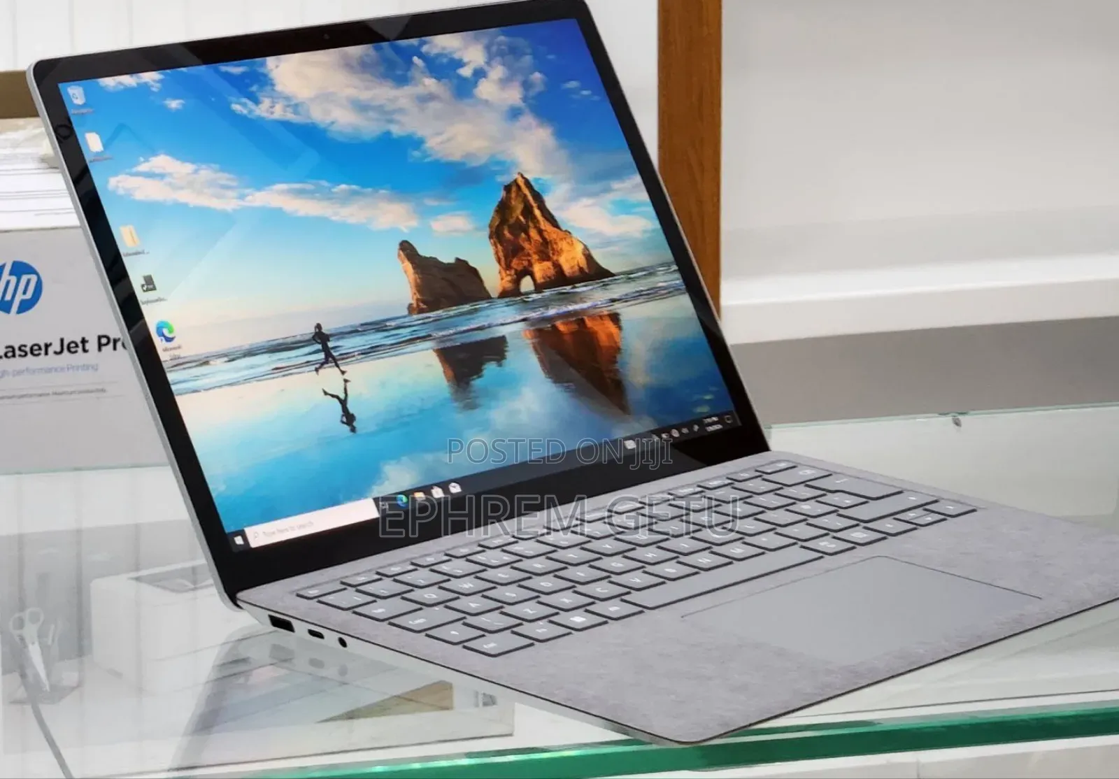 New Laptop Microsoft Surface 16GB Intel Core I7 SSD 256GB