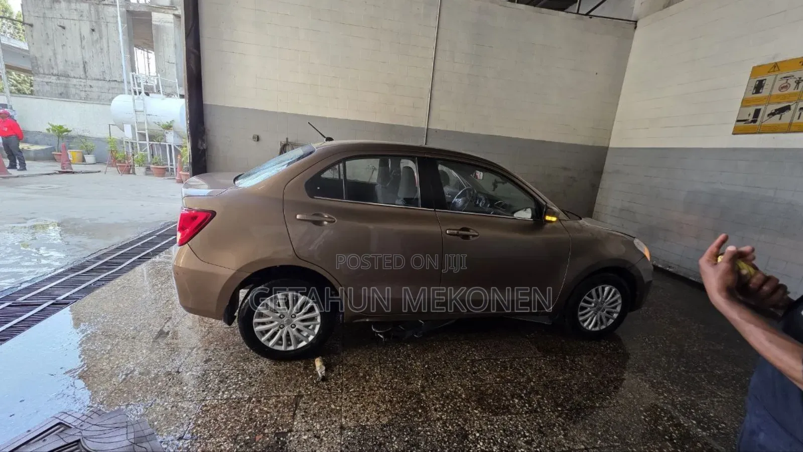 Suzuki Dzire 2021 Gold