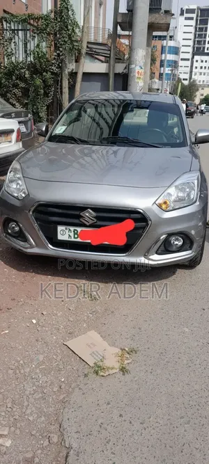 Suzuki Dzire 2022 Silver