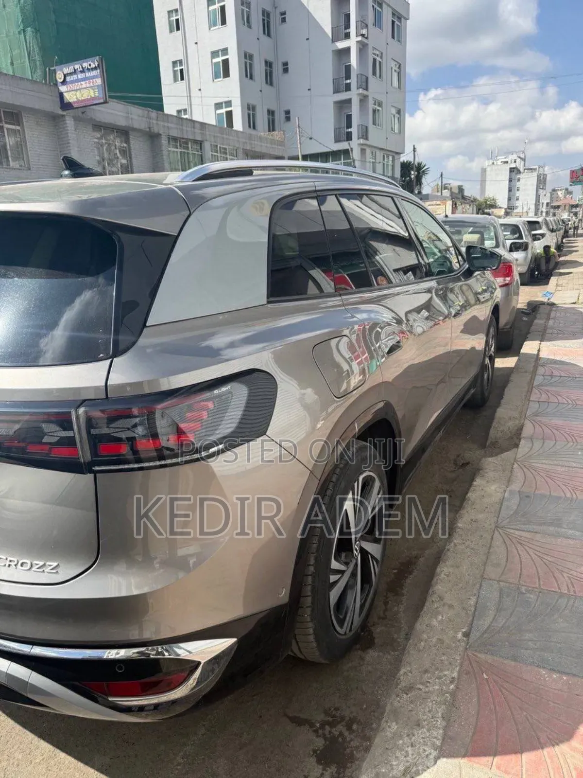 Volkswagen ID.6 2024 Silver