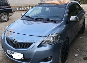 Toyota Belta 2010 Blue