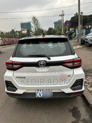 Toyota Raize 2023 White