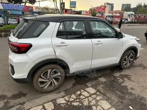 Toyota Raize 2023 White