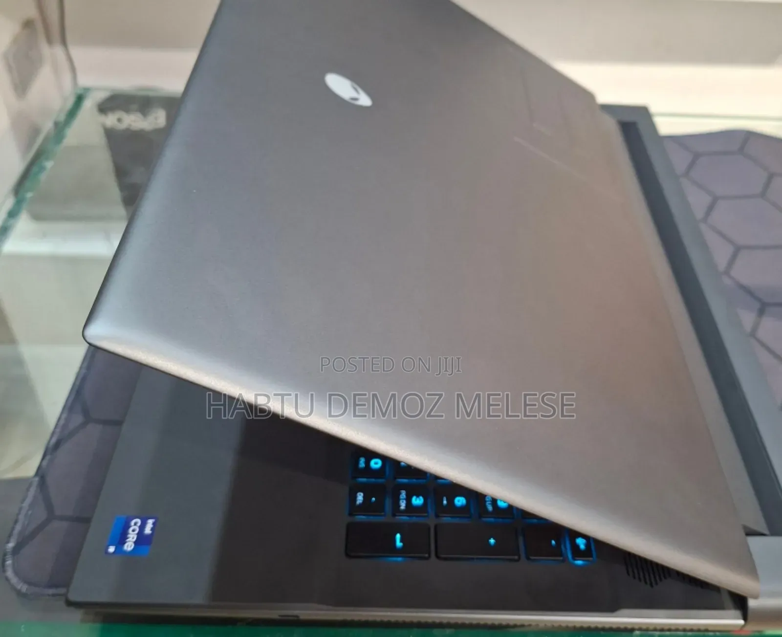 New Laptop Alienware M17x R2 32GB Intel Core I9 SSD 1T