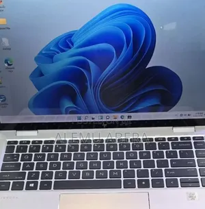 New Laptop HP EliteBook x360 1040 G7 16GB Intel Core i7 SSD 512GB