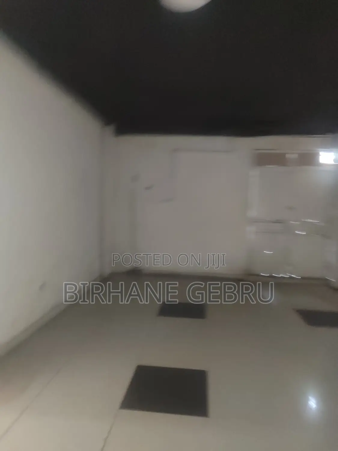 Space Rent for Cafe .Resturant Beauty Salon and Office