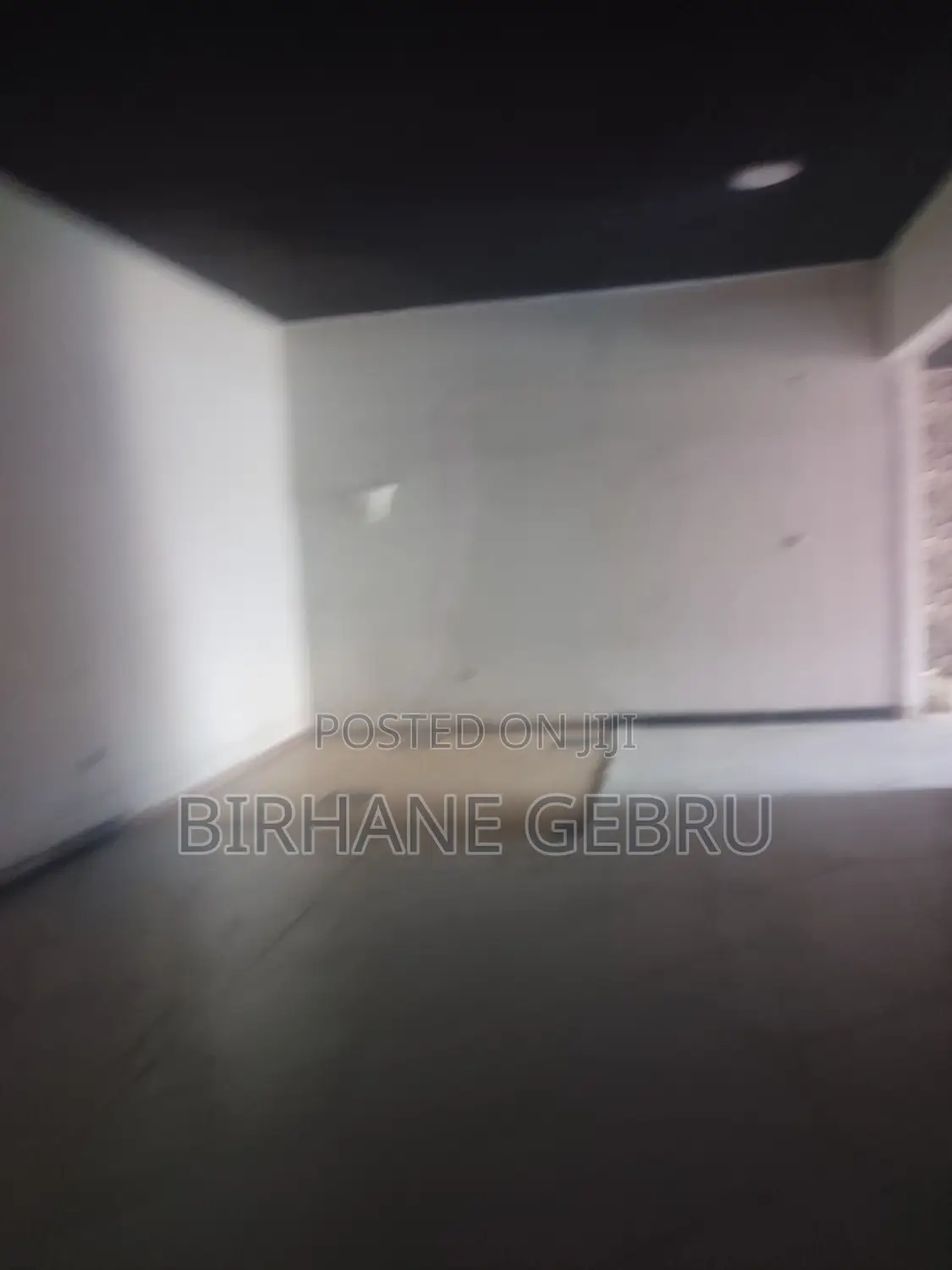 Space Rent for Cafe .Resturant Beauty Salon and Office